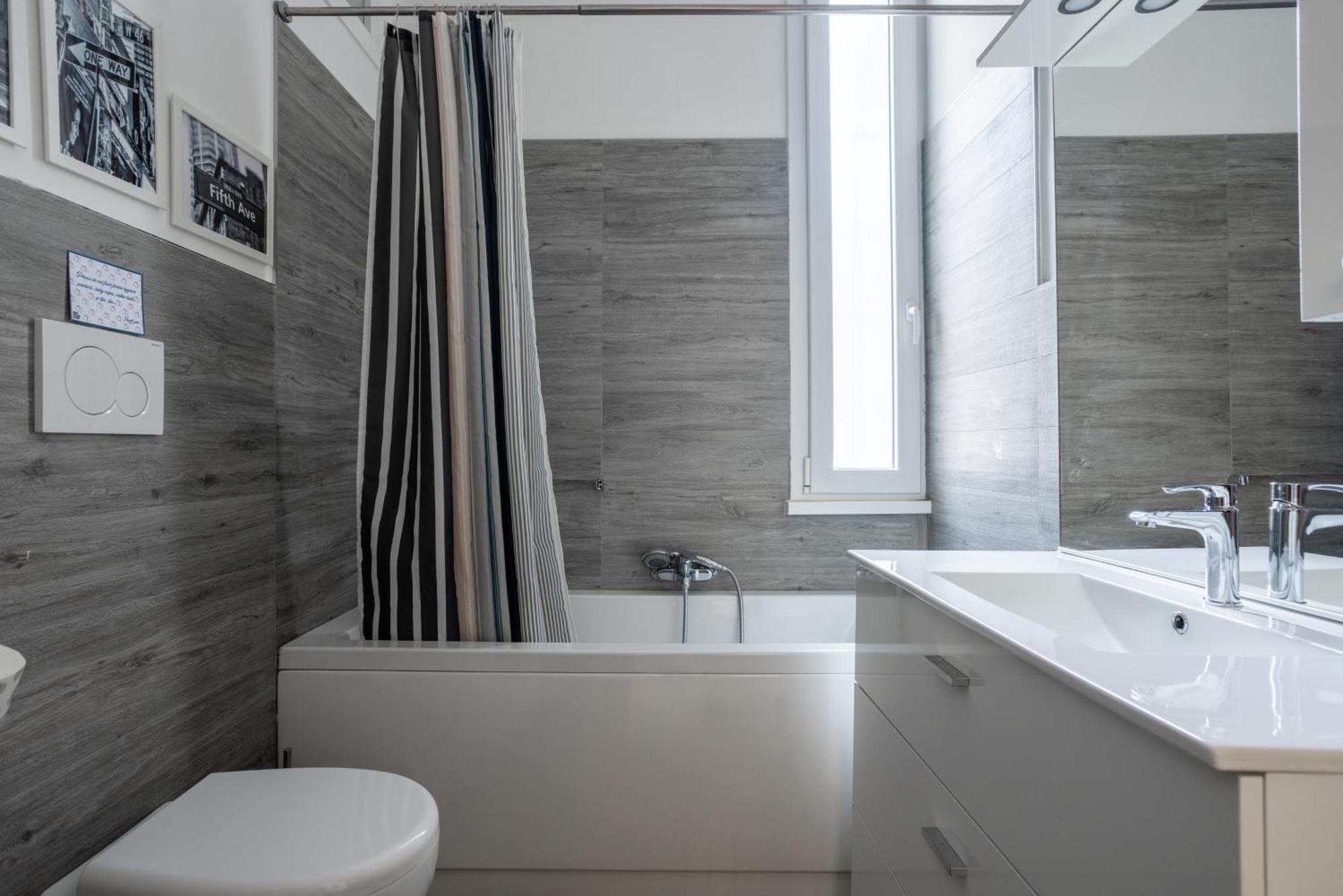 Merulana Deluxe Apartment Rome Luaran gambar